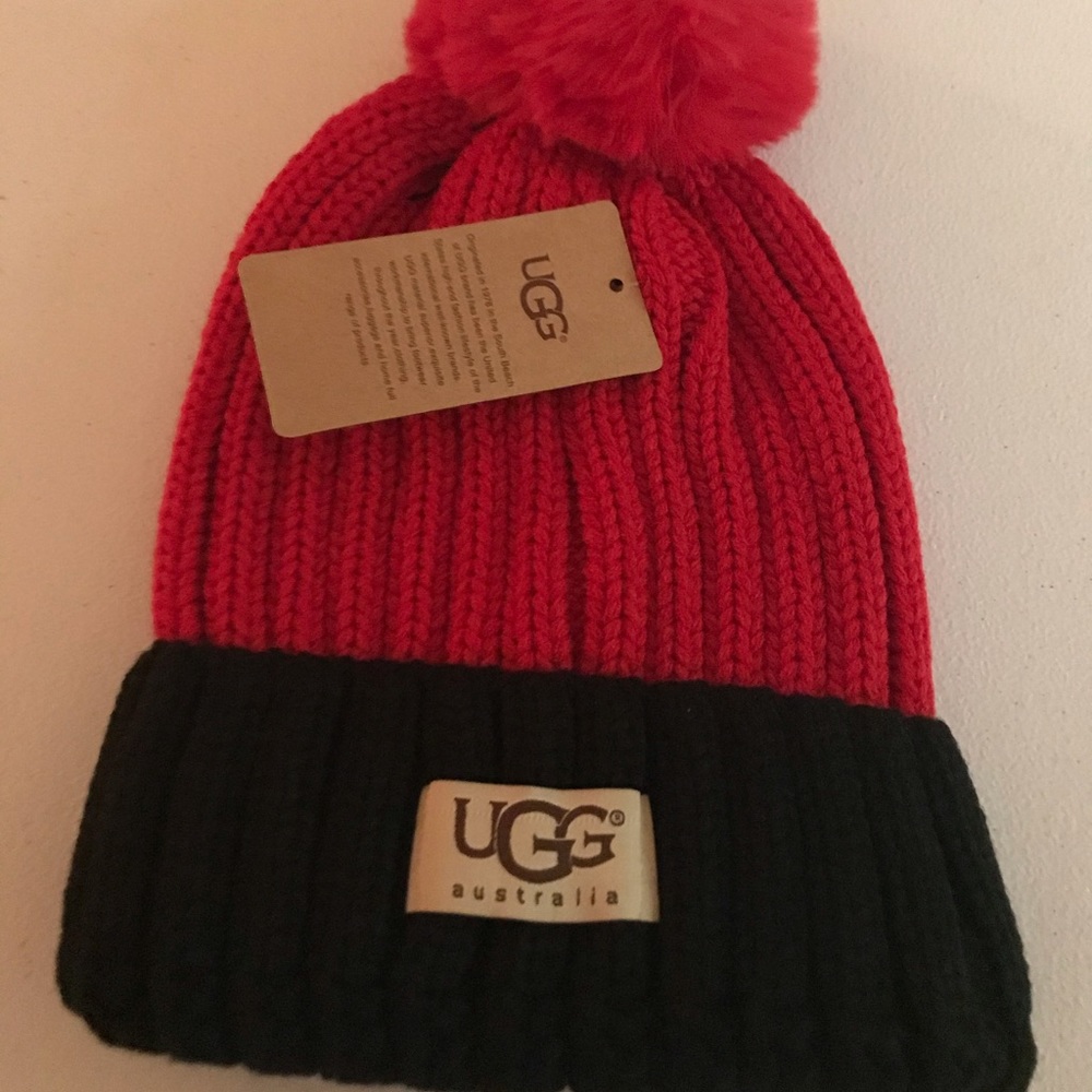 Ugg beanie $20 firm
